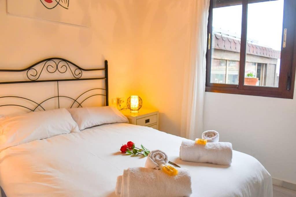 Atico Centrico Plaza Moravia ,San Julian. Appartement Sevilla Buitenkant foto