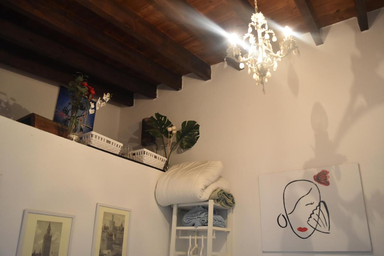 Atico Centrico Plaza Moravia ,San Julian. Appartement Sevilla Buitenkant foto